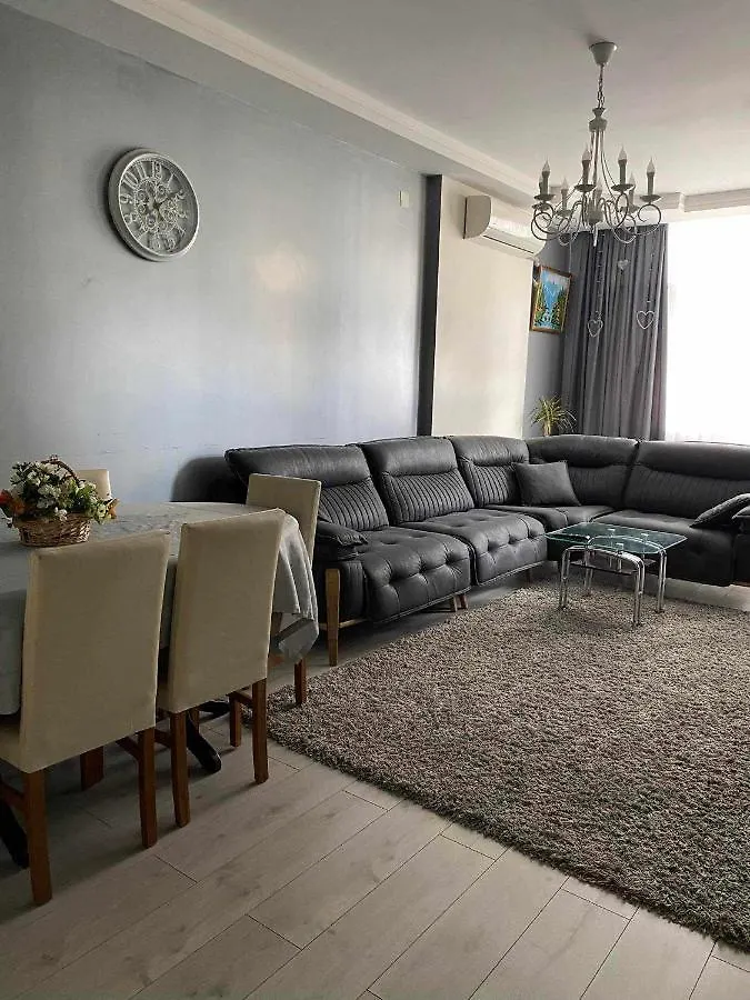 Апартаменты Квартира Батуми У Моря Kobaladze Street 15 Грузия